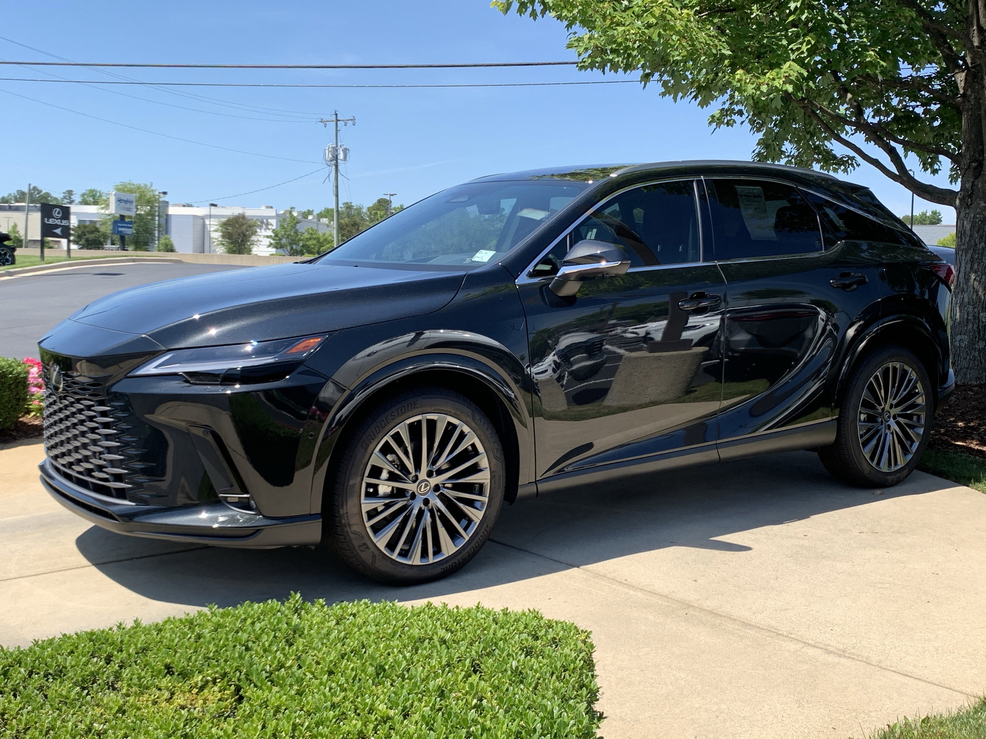 Used 2026 Lexus RX 450h AWD w/ Convenience Package image 5