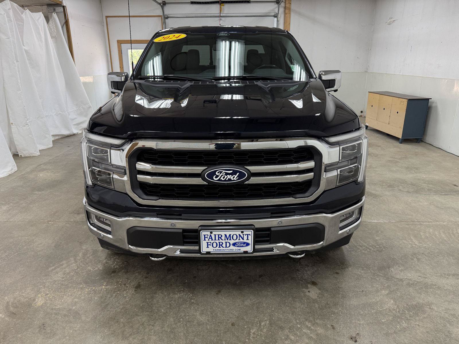 Used 2024 Ford F150 Lariat w/ Tow/Haul Package AWD/4WD image 3
