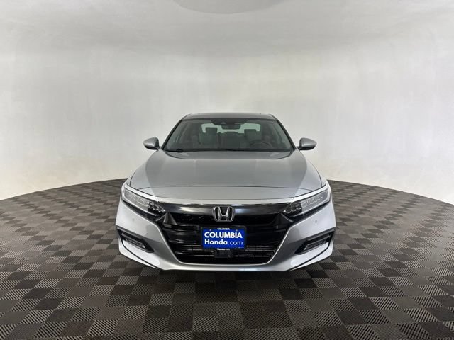 Used 2018 Honda Accord Touring image 2
