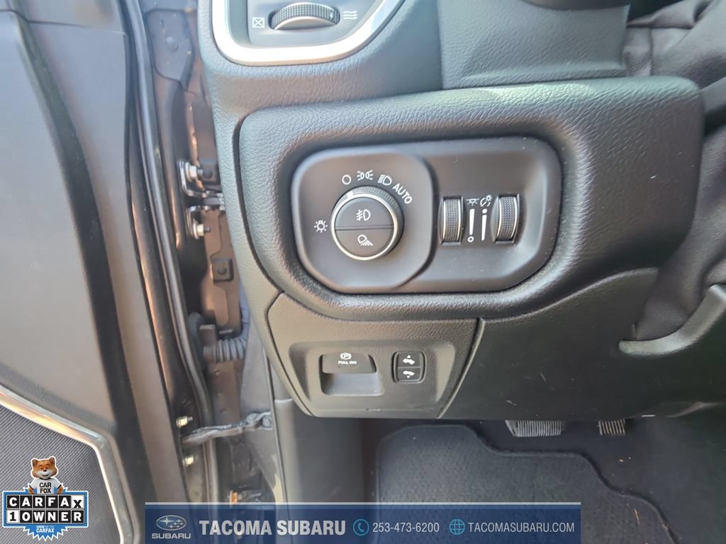 Used 2019 RAM 1500 Laramie AWD/4WD image 25