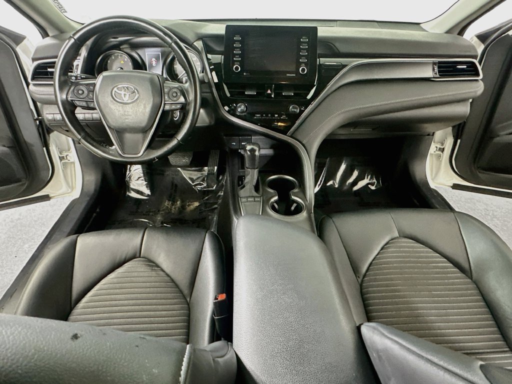 Used 2023 Toyota Camry SE FWD image 18