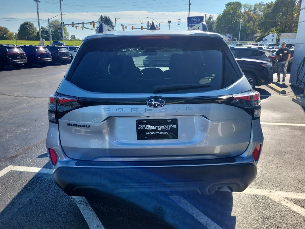 New 2026 Subaru Forester Premium AWD/4WD image 3