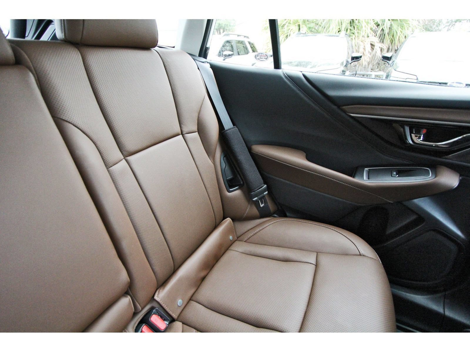 Used 2022 Subaru Outback Touring AWD/4WD image 12