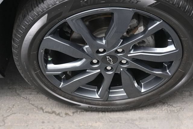 Used 2023 Chevrolet Equinox RS w/ RS Leather Package FWD image 32