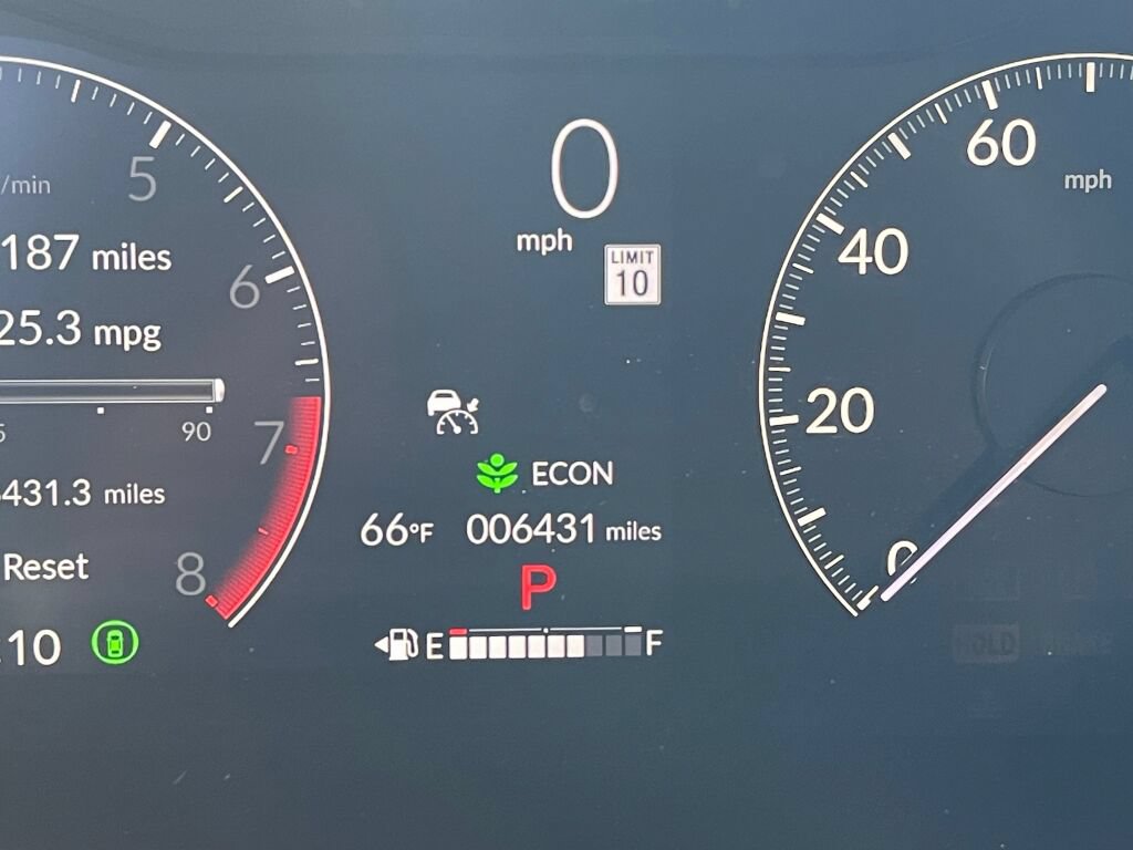 Used 2024 Honda HR-V Sport image 4