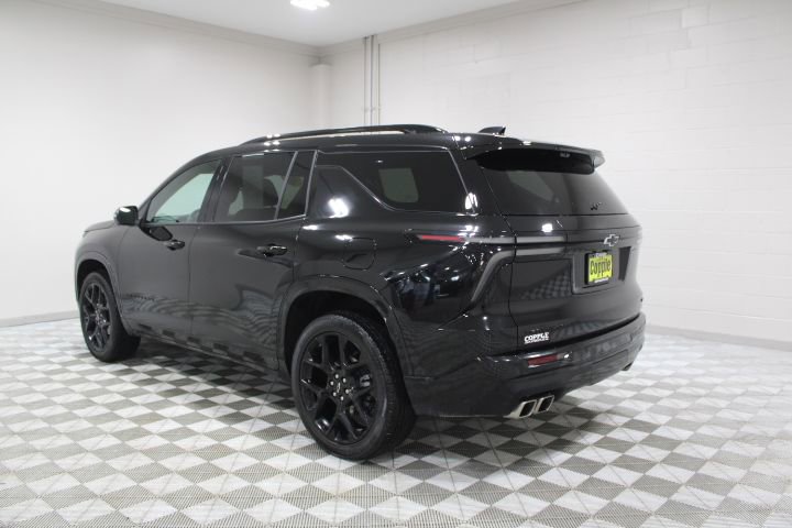Used 2024 Chevrolet Traverse RS w/ LPO, Floor Liner Package image 9