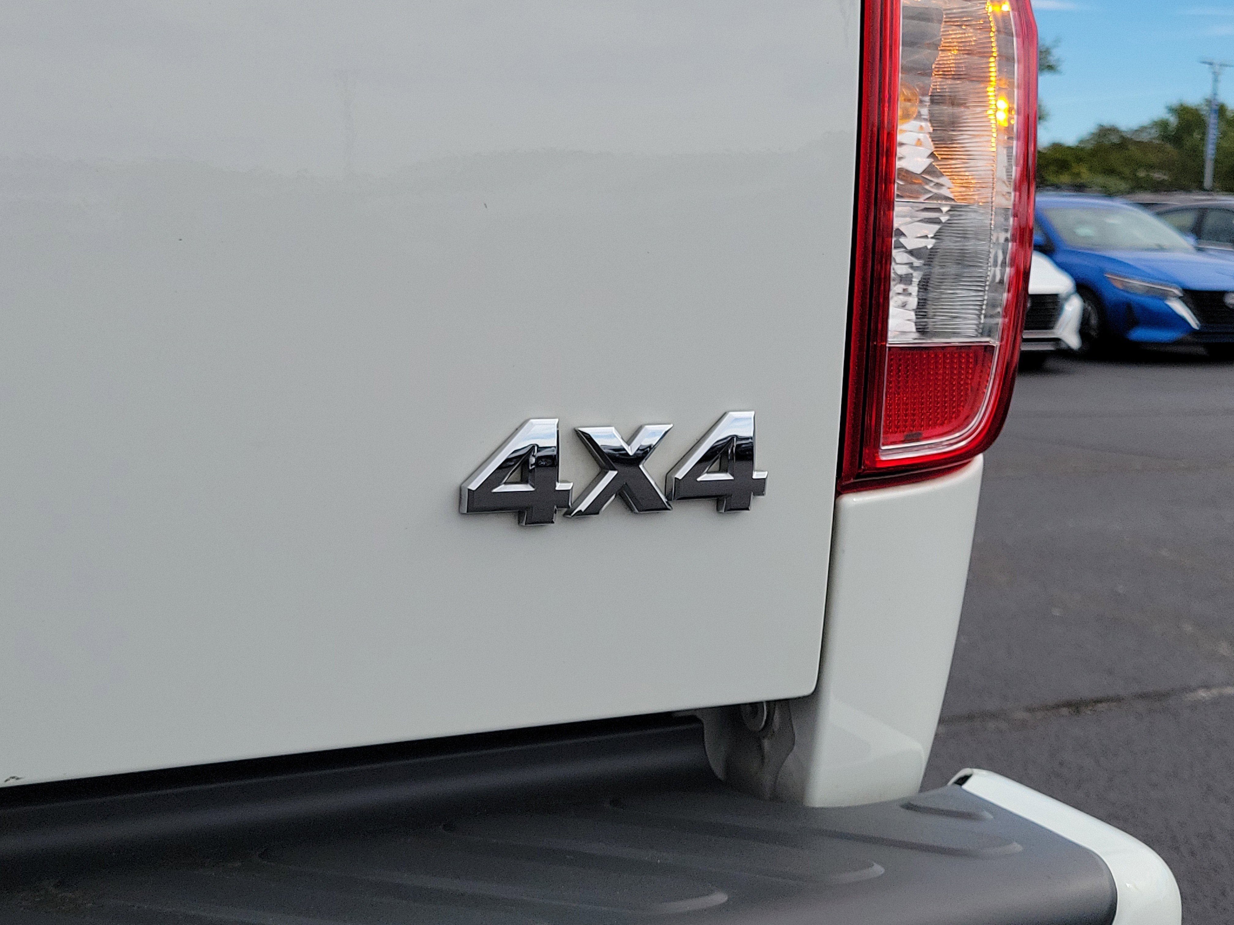 Certified 2019 Nissan Frontier S image 7