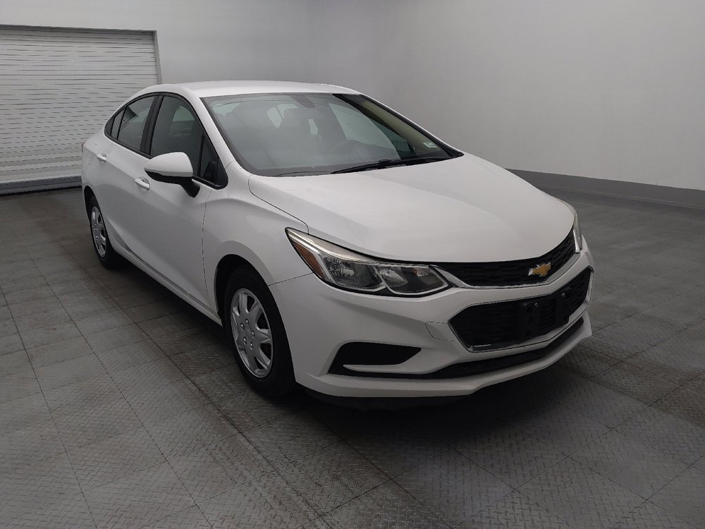 Used 2017 Chevrolet Cruze LS FWD image 13