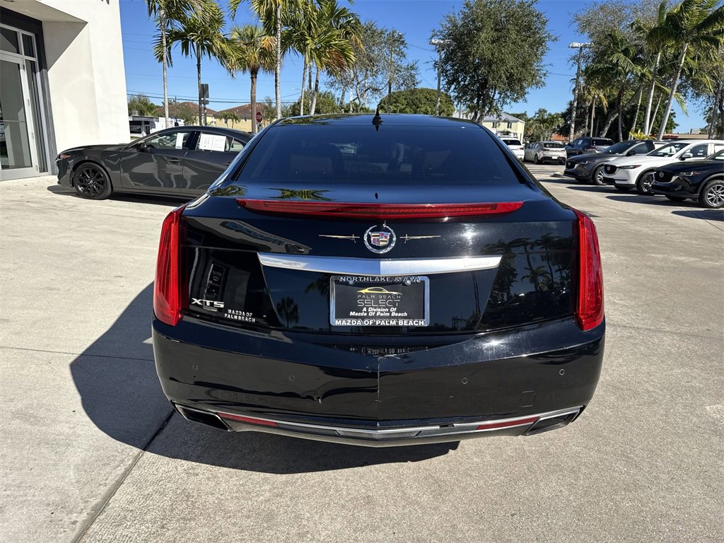 Used 2013 Cadillac XTS Luxury w/ Driver Awareness Package image 3