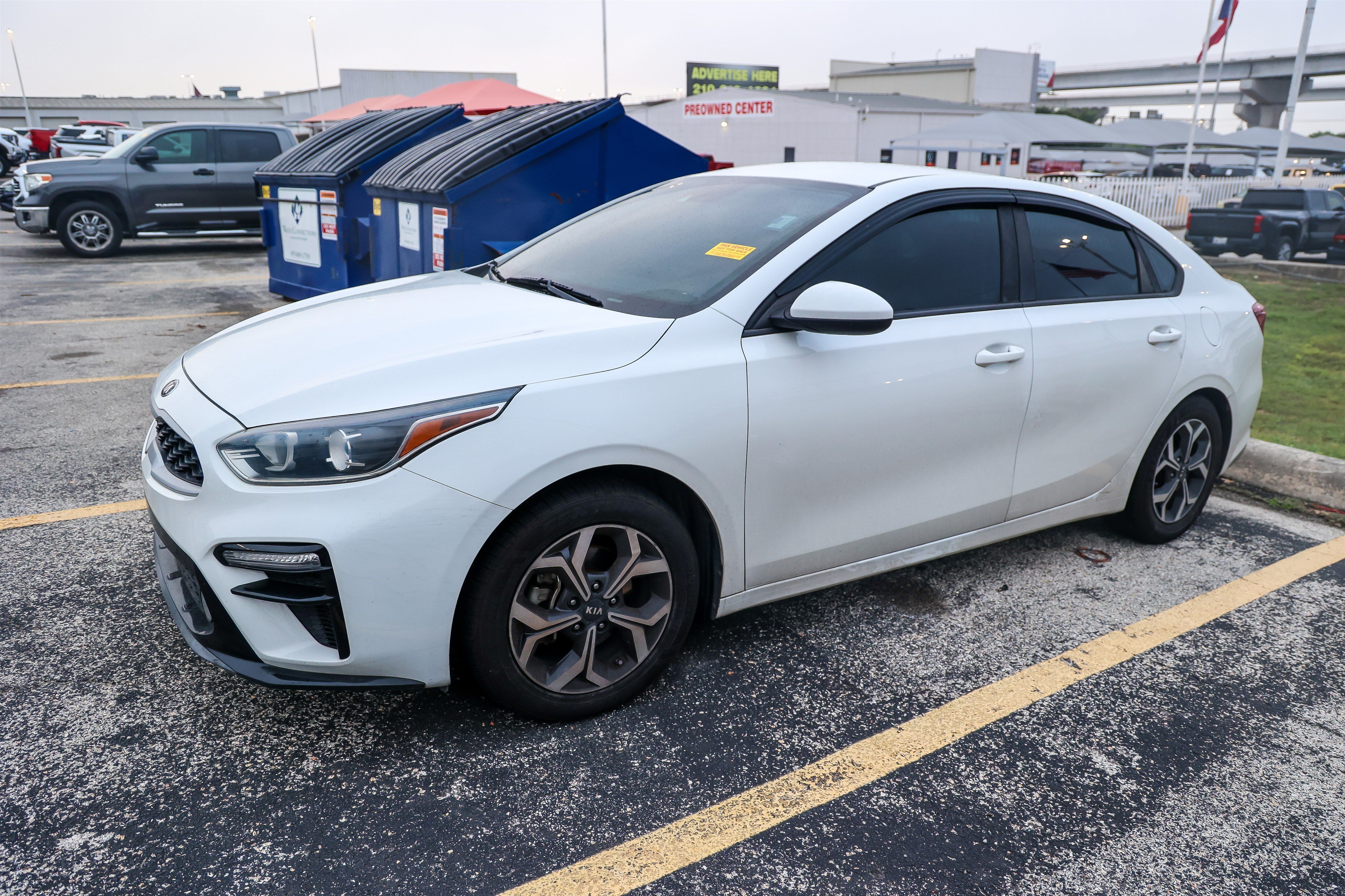 Used 2019 Kia Forte LXS FWD image 3