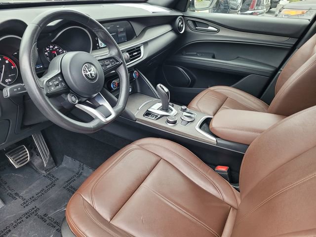 Used 2022 Alfa Romeo Stelvio Ti w/ Active Assist Plus Package image 11
