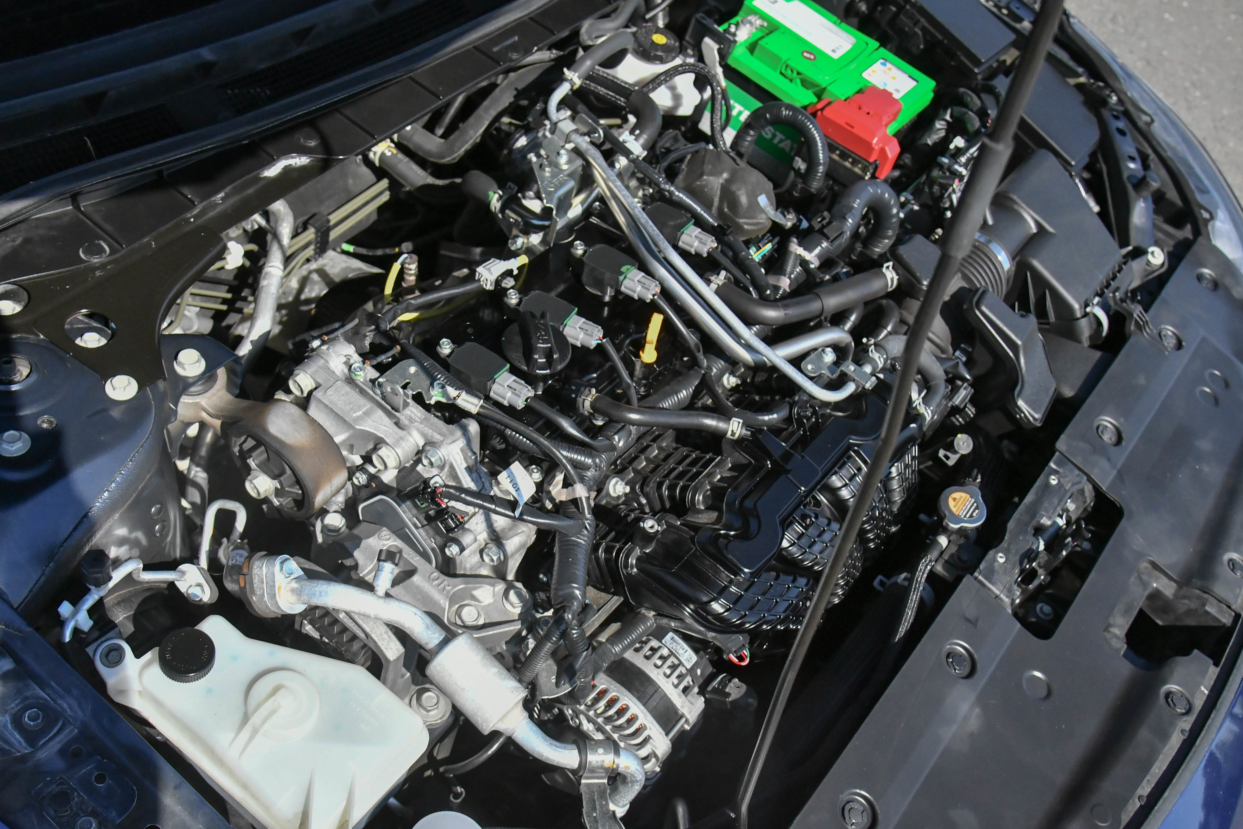Used 2024 Nissan Altima 2.5 SR FWD image 41