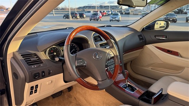 Used 2010 Lexus ES 350 image 22