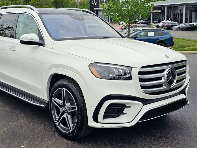 New 2026 Mercedes-Benz GLS 450 4MATIC image 2