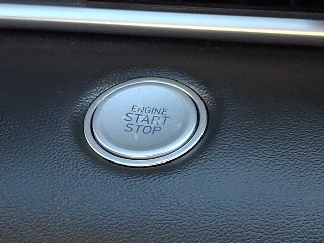 Used 2023 Hyundai Elantra SEL FWD image 22
