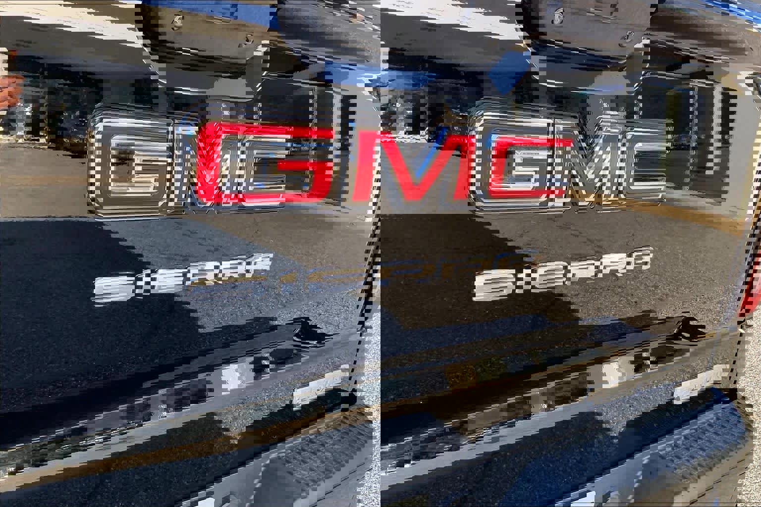 Used 2020 GMC Sierra 1500 Elevation w/ Elevation Value Package image 30