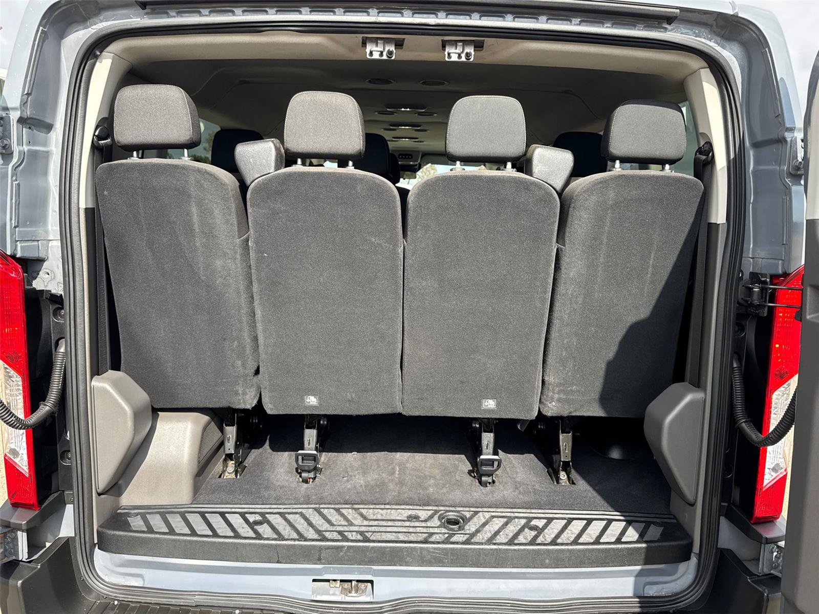 Used 2021 Ford Transit 350 XLT RWD image 15