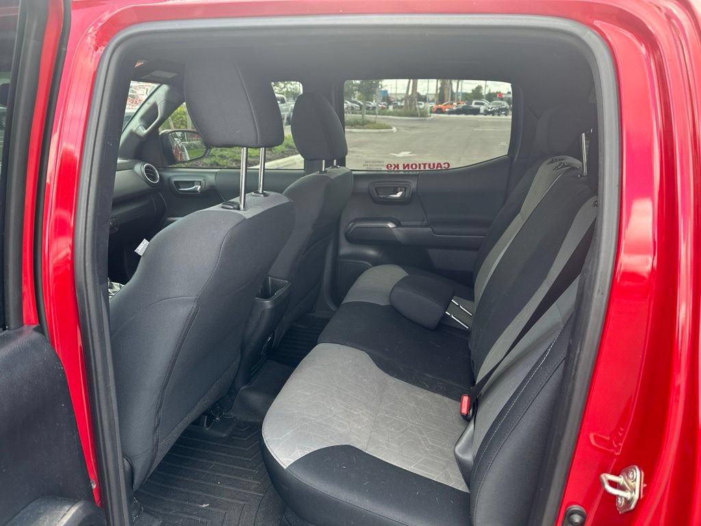 Used 2020 Toyota Tacoma TRD Sport RWD image 12
