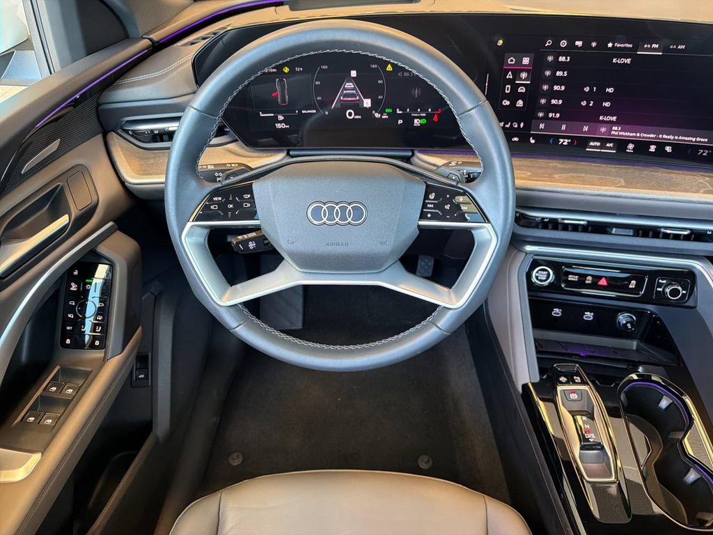 Used 2025 Audi Q5 Premium Plus w/ Premium Plus AWD/4WD image 18