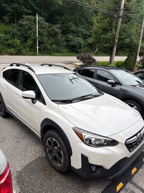 Used 2021 Subaru Crosstrek 2.0i Premium w/ Popular Package #2 AWD/4WD image 2