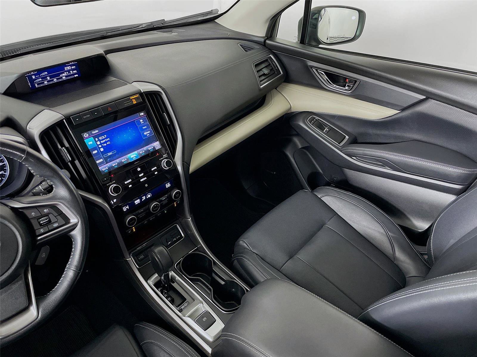 Used 2021 Subaru Ascent Limited w/ Technology Package image 29