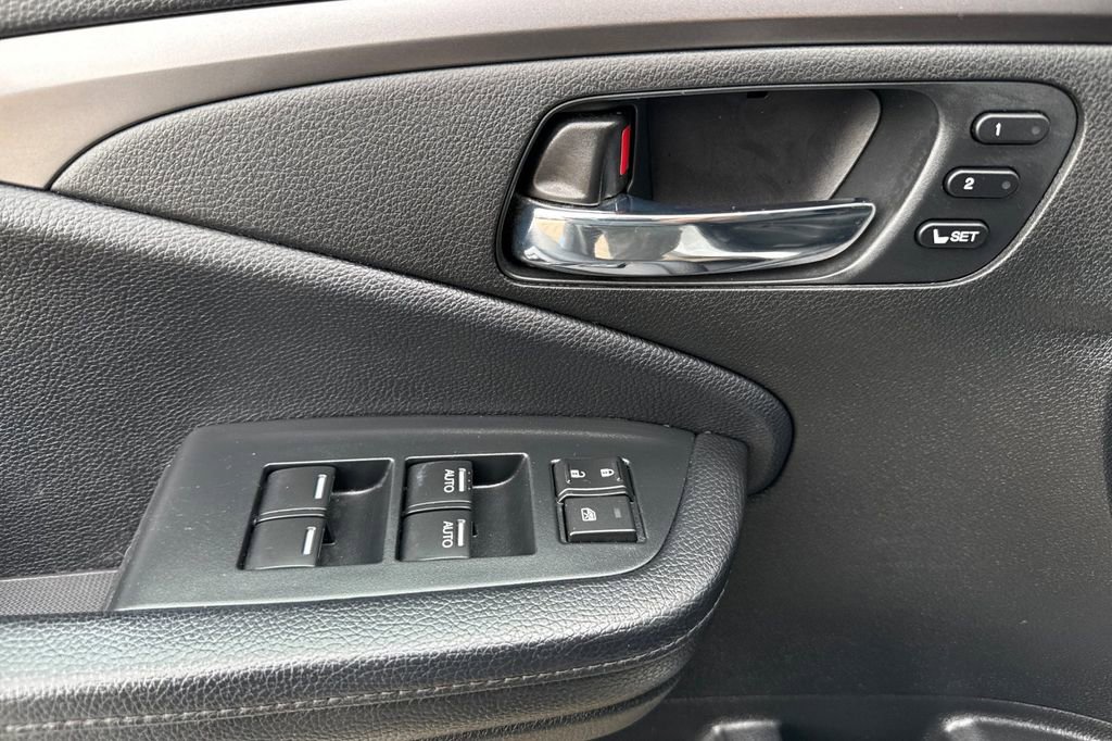 Certified 2022 Honda Pilot Special Edition image 5