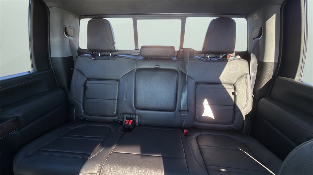 Used 2020 GMC Sierra 2500 Denali w/ Denali Ultimate Package image 13