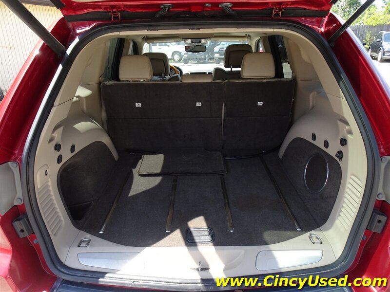 Used 2011 Jeep Grand Cherokee Overland AWD/4WD image 29