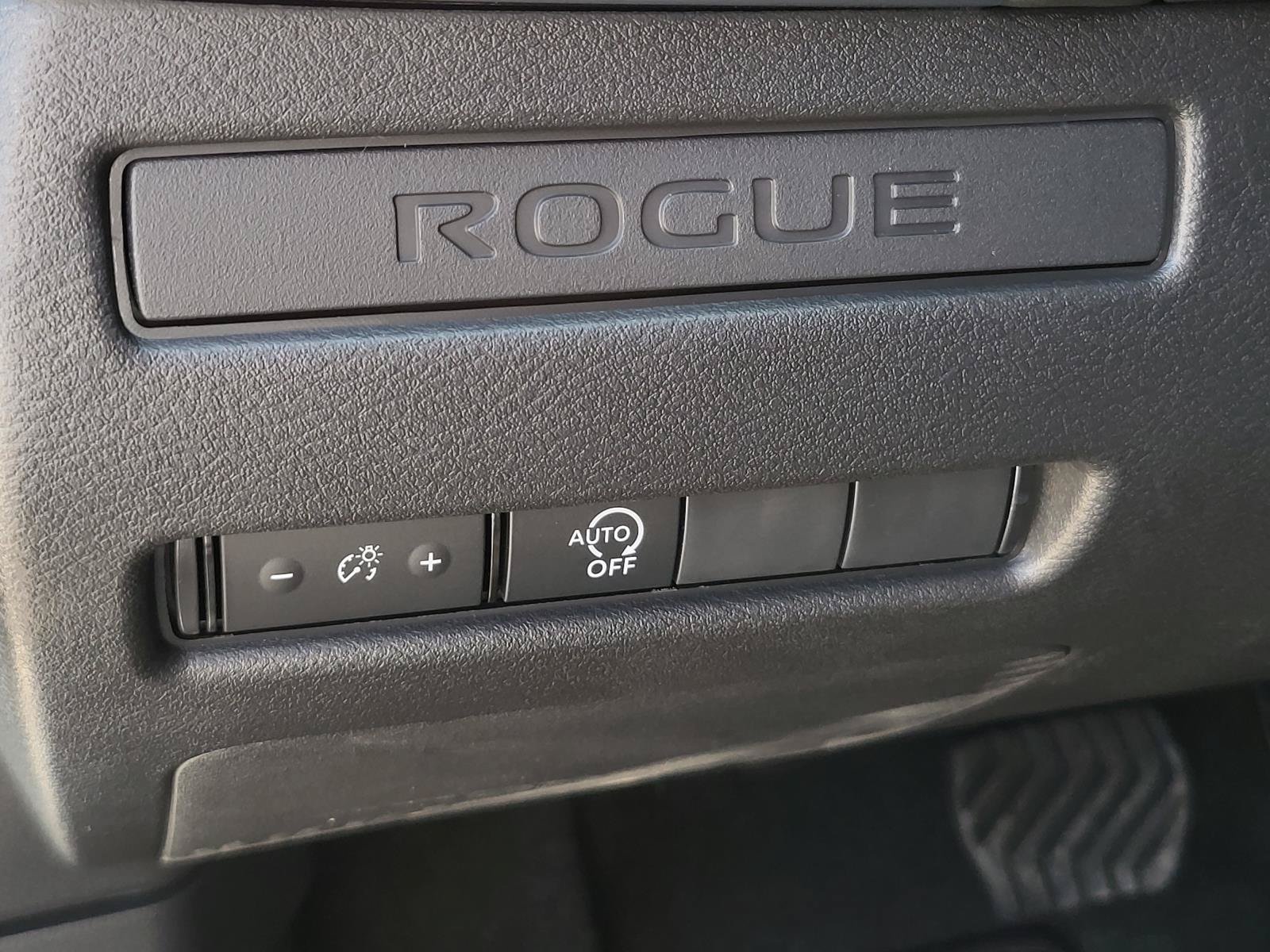 New 2026 Nissan Rogue S FWD image 17