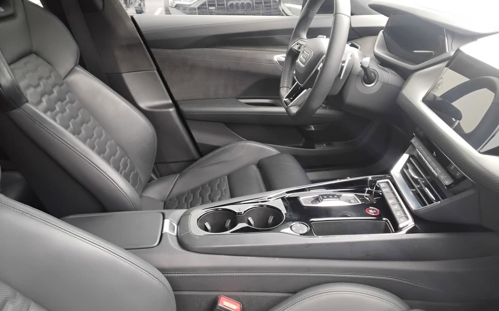 Used 2023 Audi RS e-tron GT w/ Ceramic Brake Package image 26