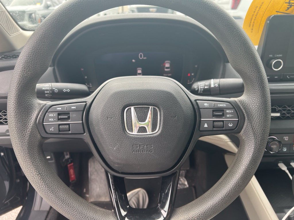 Used 2023 Honda Accord EX image 16