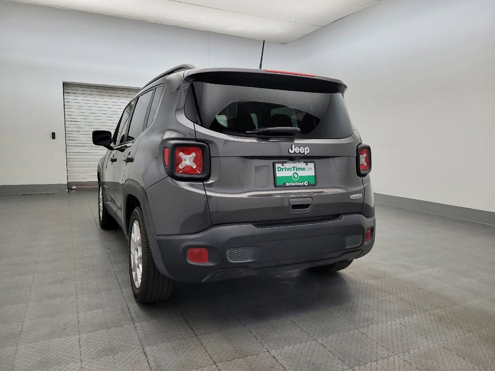 Used 2021 Jeep Renegade Latitude image 6
