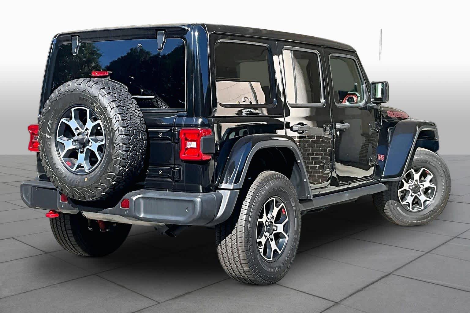 Used 2021 Jeep Wrangler Unlimited Rubicon AWD/4WD image 13