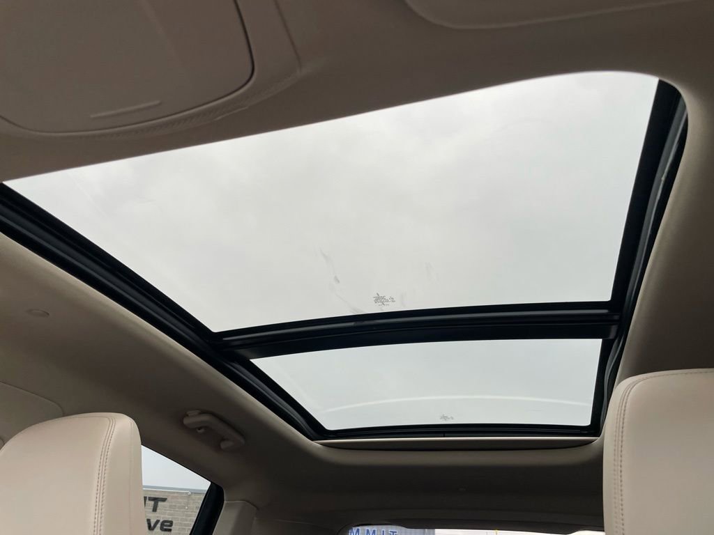 Used 2021 Lincoln Nautilus Reserve w/ Cargo Utility Package image 24