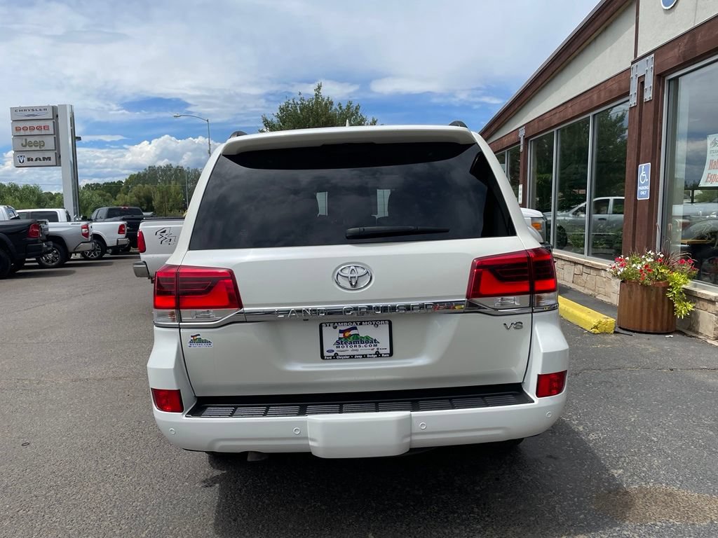 Used 2016 Toyota Land Cruiser AWD/4WD image 6