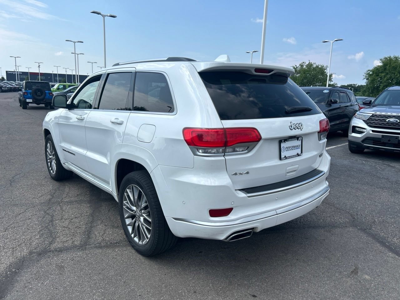 Used 2017 Jeep Grand Cherokee Summit w/ Platinum Series Group AWD/4WD image 5