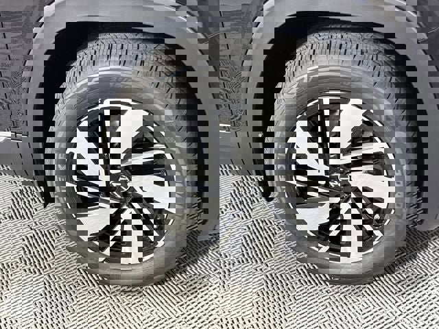 New 2026 Volkswagen Atlas SEL image 12