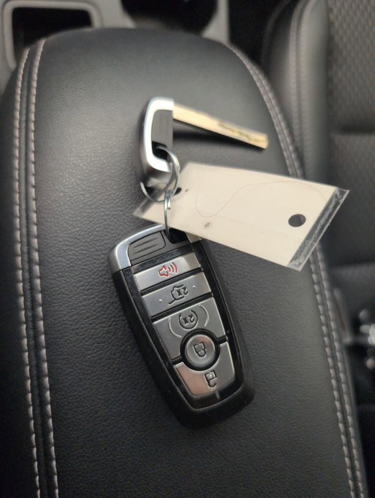 Used 2025 Ford Escape Base image 48