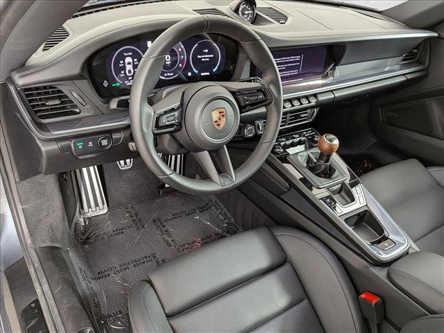 Used 2026 Porsche 911 Carrera image 4