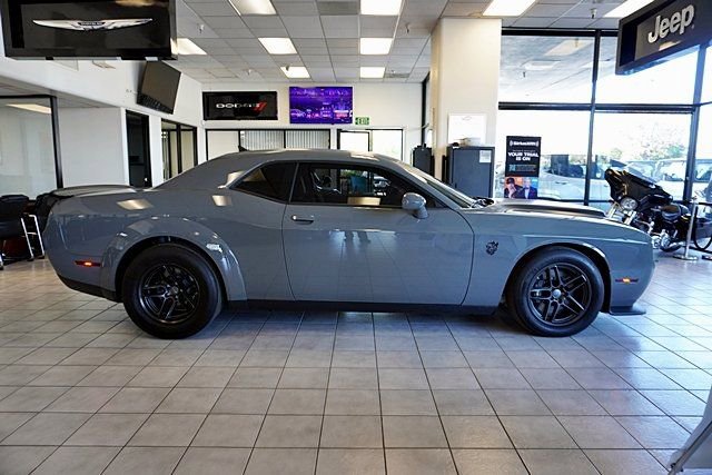 Used 2023 Dodge Challenger SRT Hellcat Redeye RWD image 11