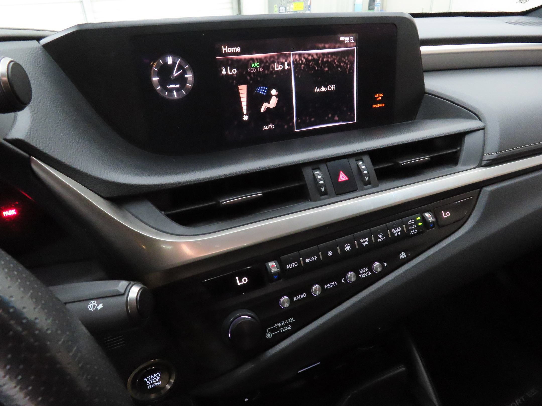 Used 2019 Lexus ES 350 F Sport w/ Accessory Package 2 FWD image 17