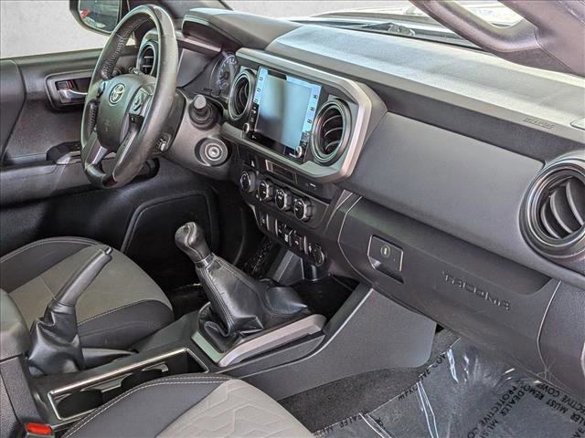 Used 2022 Toyota Tacoma TRD Off-Road w/ Technology Package image 20