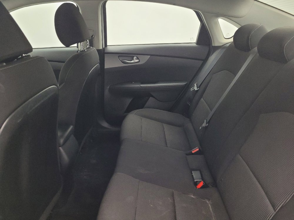 Used 2019 Kia Forte LXS image 18