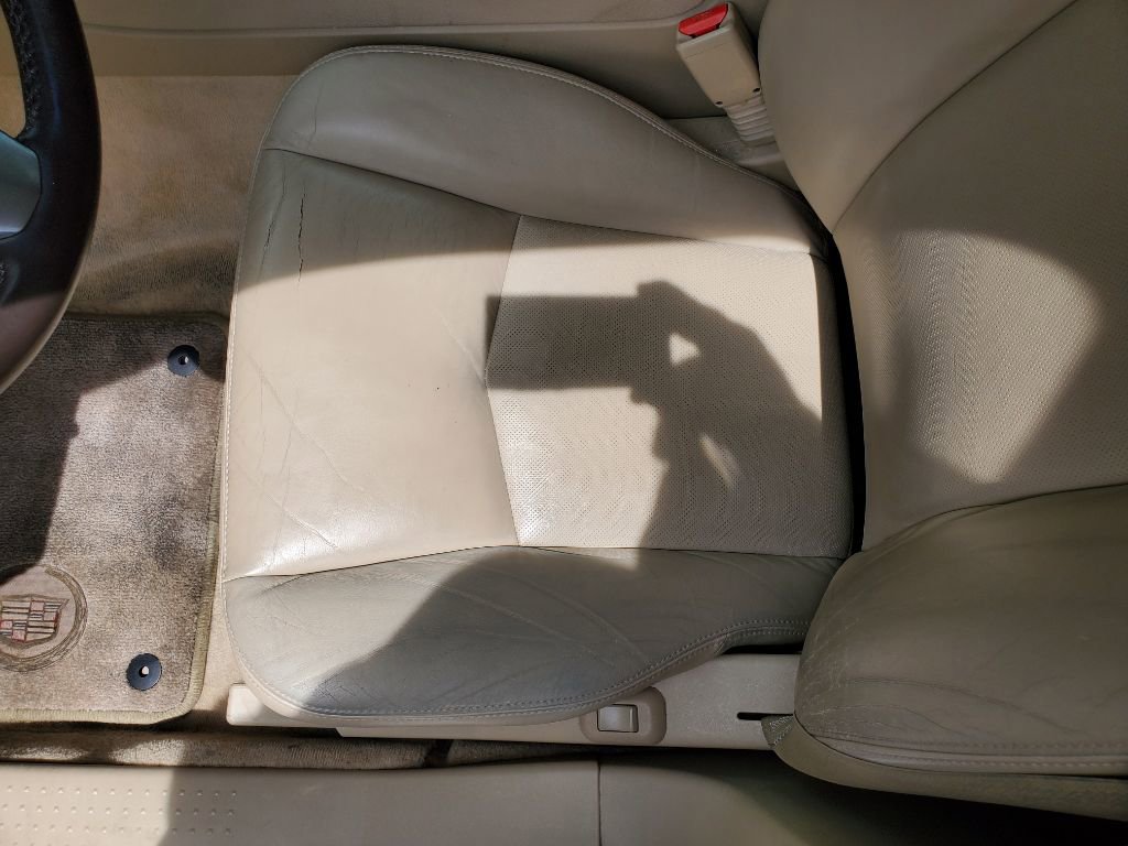 Used 2009 Cadillac SRX 2WD w/ Third Row Seating Package image 17