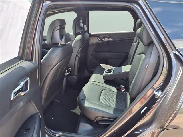 New 2026 Kia Sportage X-Line w/ X-Line Technology Package image 18