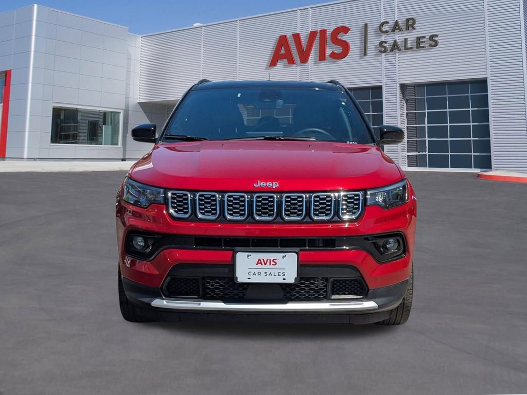 Used 2025 Jeep Compass Limited image 10