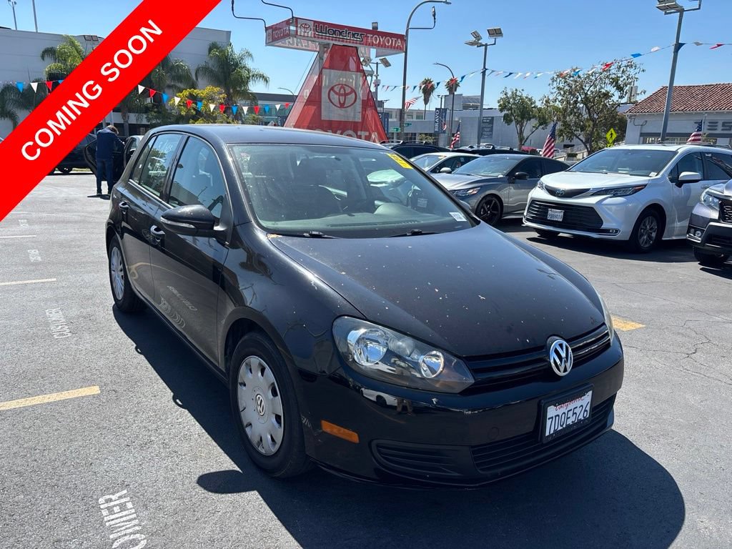 Used 2014 Volkswagen Golf 4-Door FWD image 1