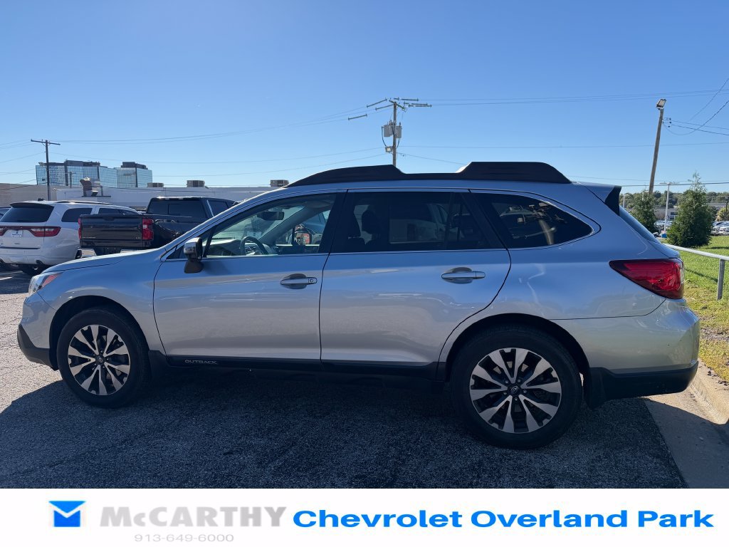 Used 2017 Subaru Outback 2.5i Limited AWD/4WD image 5