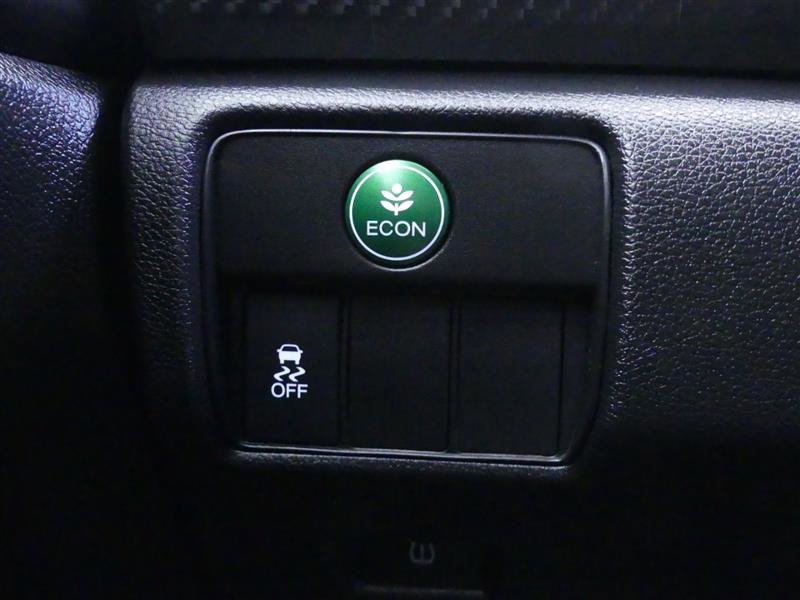 Used 2017 Honda Accord Sport image 18