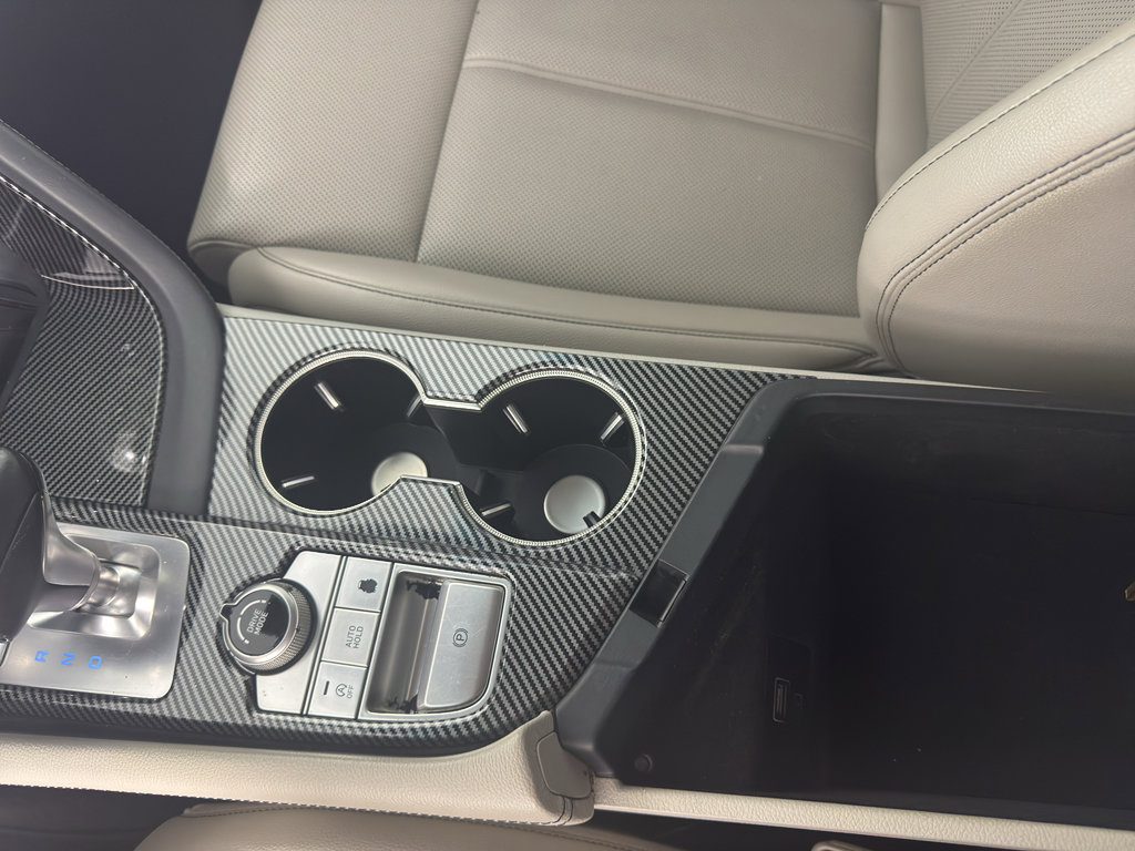 Used 2020 Genesis G70 2.0T RWD image 29